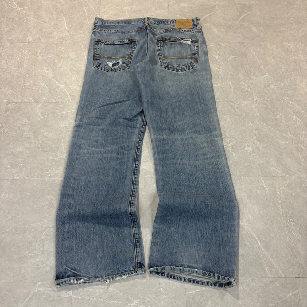 Abercrombie & Fitch Mens Relaxed Straight Distressed Blue Jeans 34x32